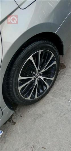 تۆیۆتا کامری